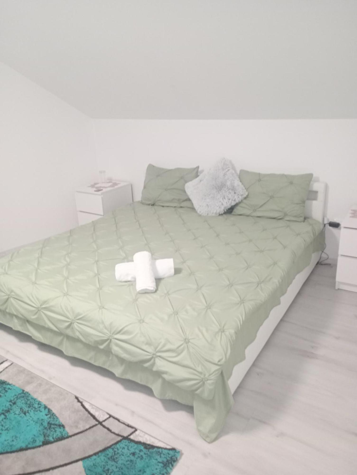 Izabella Guest House ساتْشيلي المظهر الخارجي الصورة