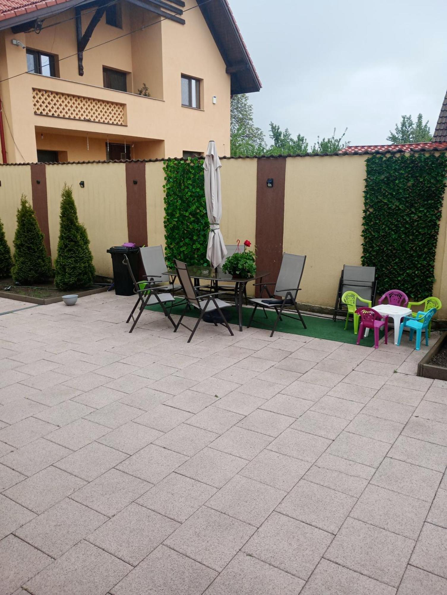 Izabella Guest House ساتْشيلي المظهر الخارجي الصورة